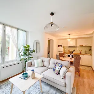  Appartement T2 Au Coeur De La
